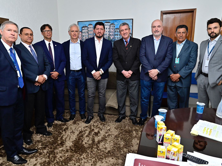Sistema Confere/Cores e CNC, em atuação conjunta na defesa dos direitos e interesses dos representantes comerciais, reúnem-se com o deputado federal Glaustin da Fokus (PSC-GO)